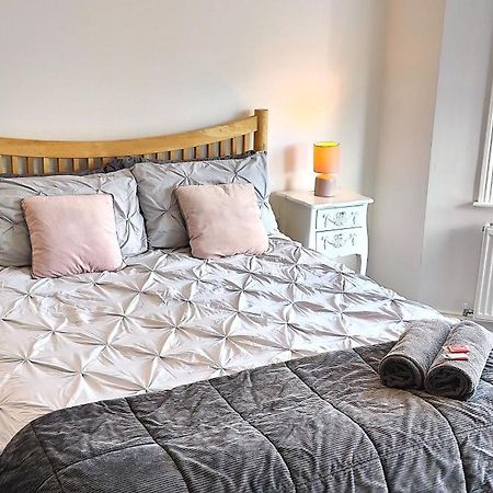 بورنماوث Cosy Bee And Apartment المظهر الخارجي الصورة