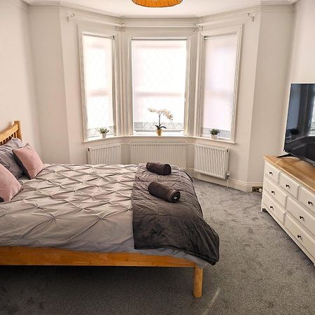 بورنماوث Cosy Bee And Apartment المظهر الخارجي الصورة